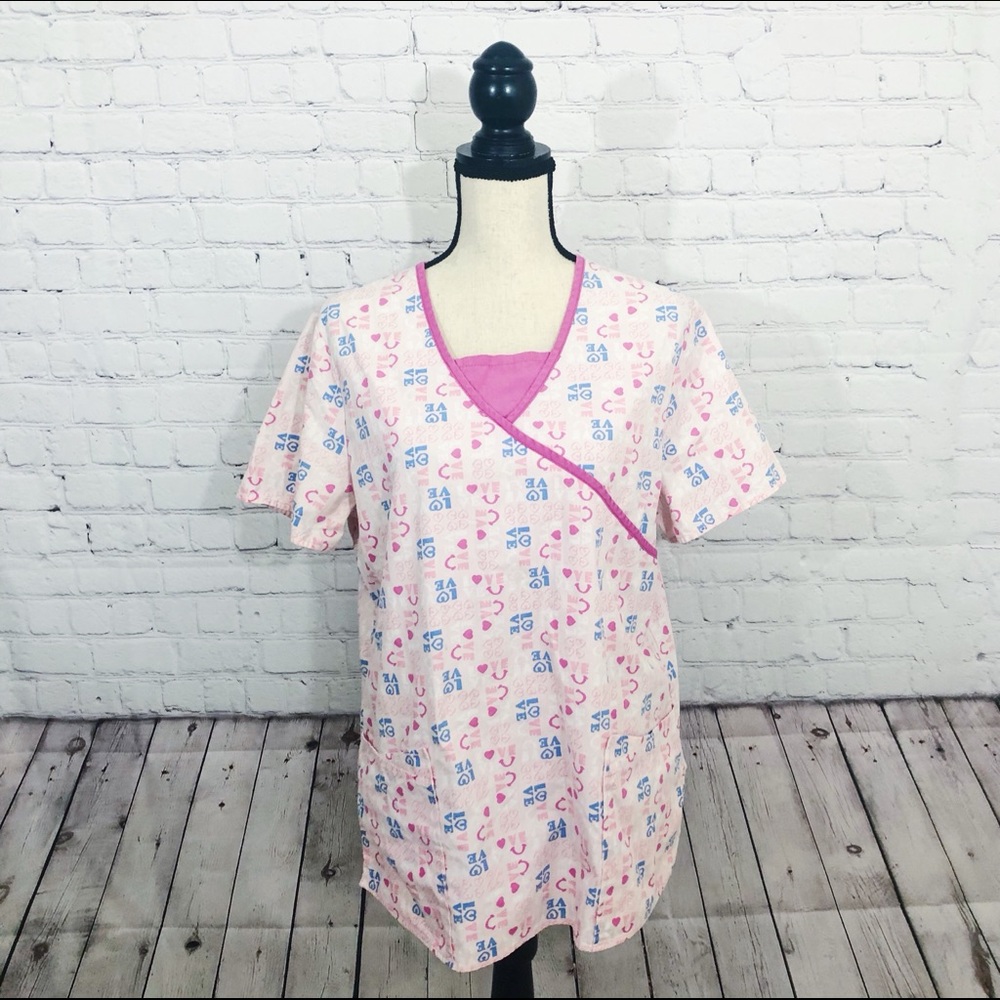 SCRUBS Scrub Top Pink Size M
